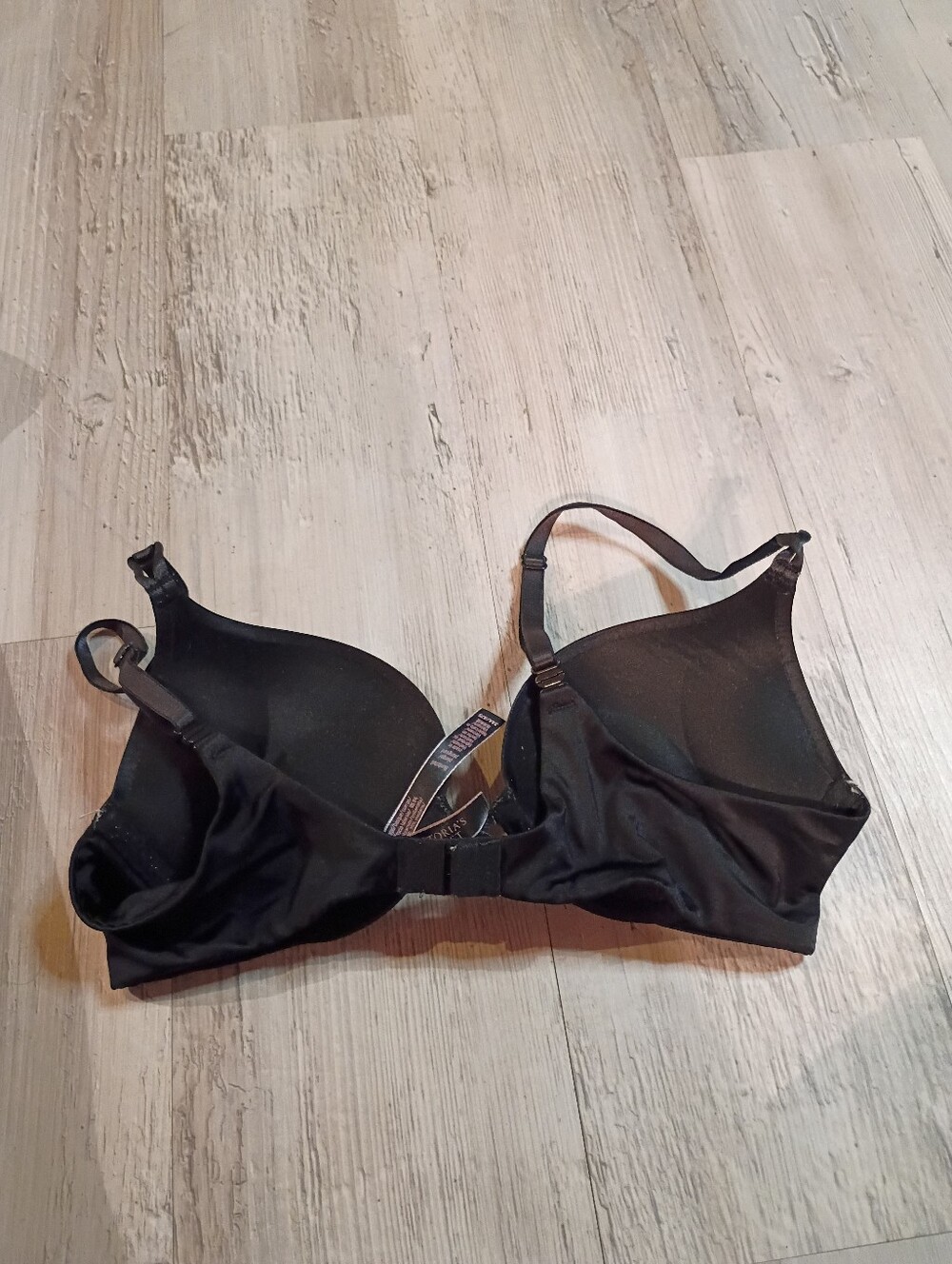 Victoria Secret - Picture 4 of 4